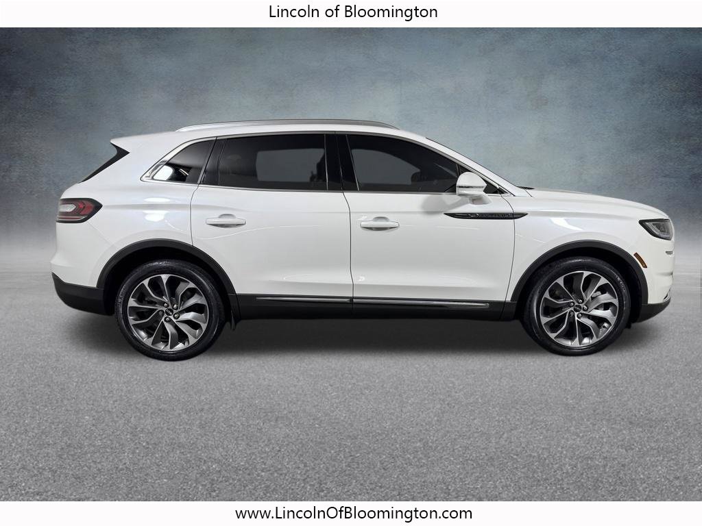 Used 2023 Lincoln Nautilus Reserve w/ Luxury Package AWD/4WD image 9