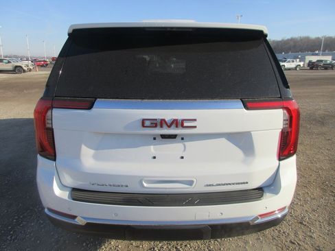 New 2026 GMC Yukon Elevation w/ Elevation Premium Package image 5