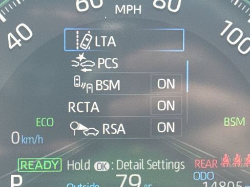 Used 2025 Toyota RAV4 XLE AWD/4WD image 19