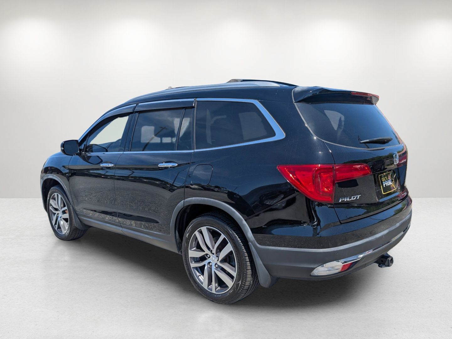Used 2017 Honda Pilot Elite image 7