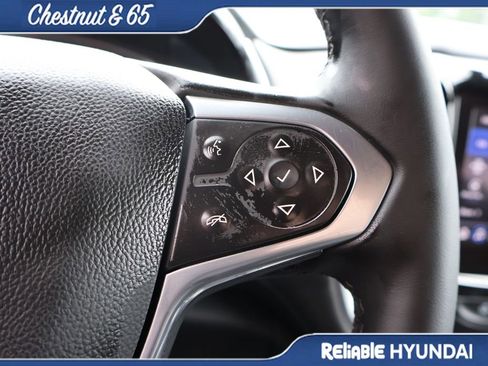 Used 2023 Chevrolet Traverse LT FWD image 30