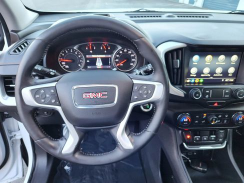 Used 2021 GMC Terrain SLT FWD image 9