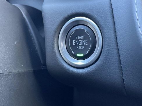 Used 2023 Chevrolet Tahoe Z71 w/ Luxury Package image 29