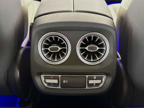 Used 2024 Mercedes-Benz G 550 image 25