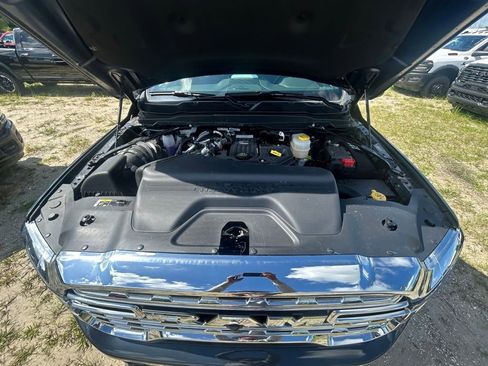 New 2025 RAM 3500 Limited image 31