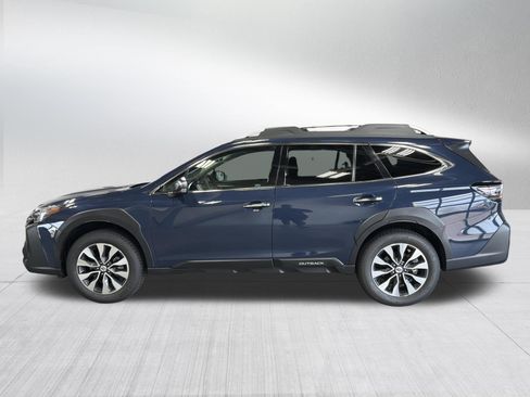 Certified 2025 Subaru Outback Touring XT AWD/4WD image 4