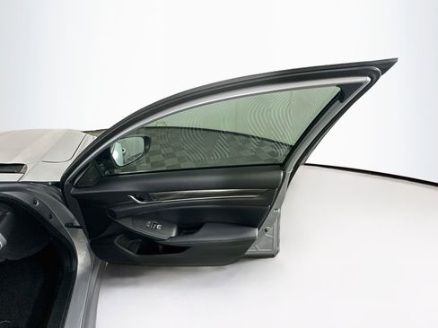 Used 2021 Honda Accord Sport image 30