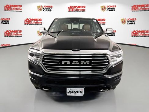 Used 2022 RAM 1500 Limited w/ Body Color Bumper Group AWD/4WD image 12