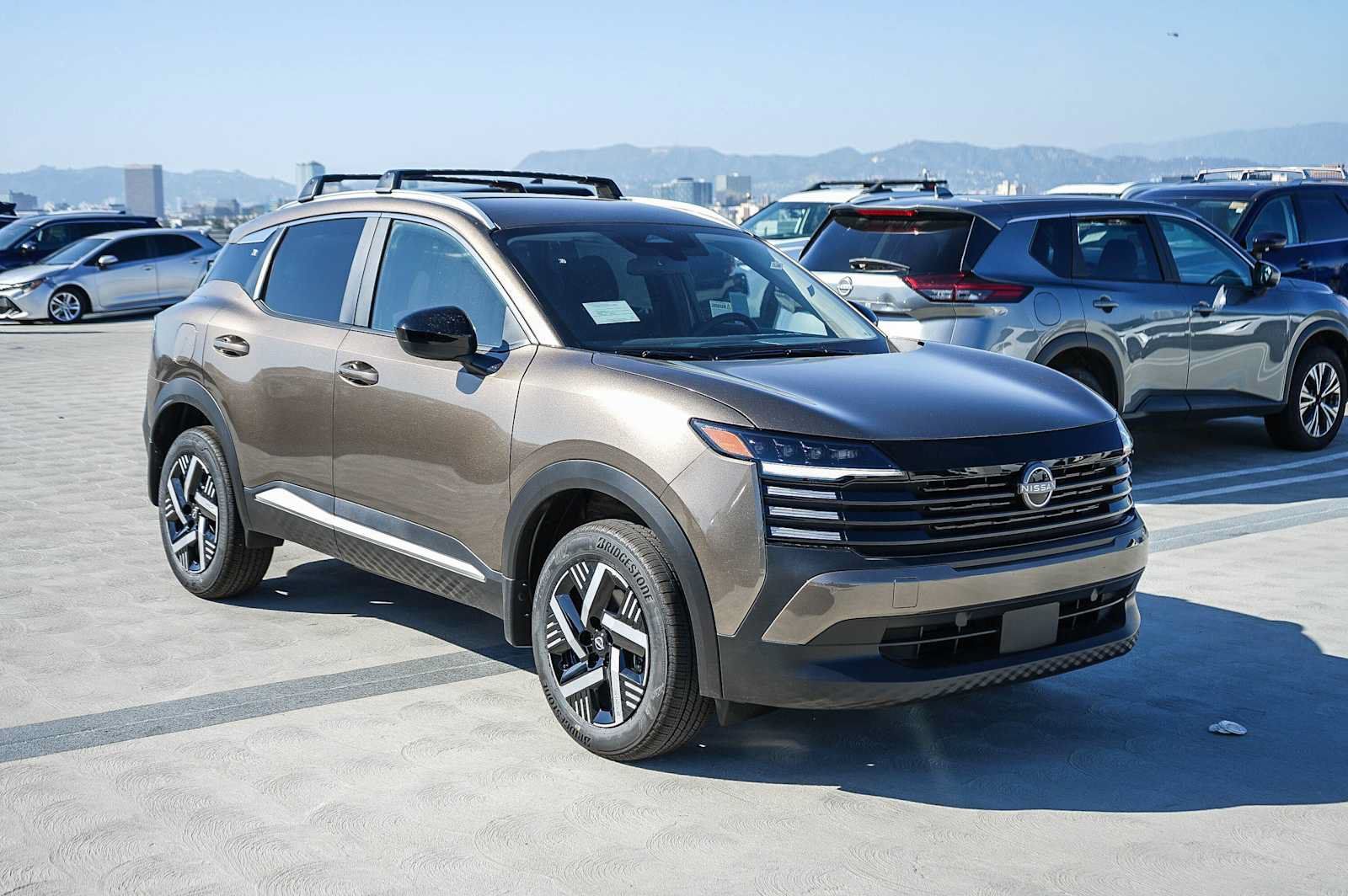 New 2027 Nissan Kicks SV FWD image 3