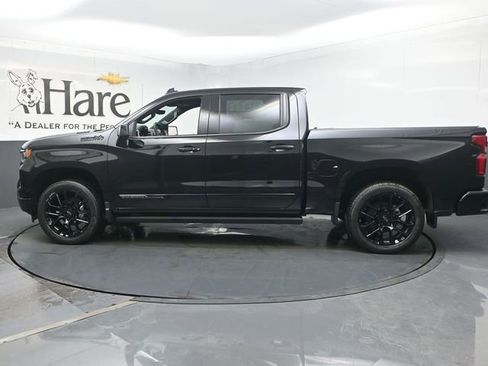 New 2026 Chevrolet Silverado 1500 High Country w/ High Country Premium Package AWD/4WD image 30