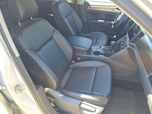 Used 2018 Volkswagen Atlas SE FWD image 16