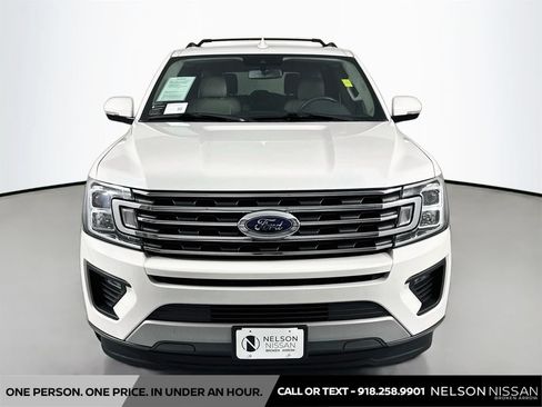 Used 2020 Ford Expedition XLT w/ Equipment Group 202A RWD image 2