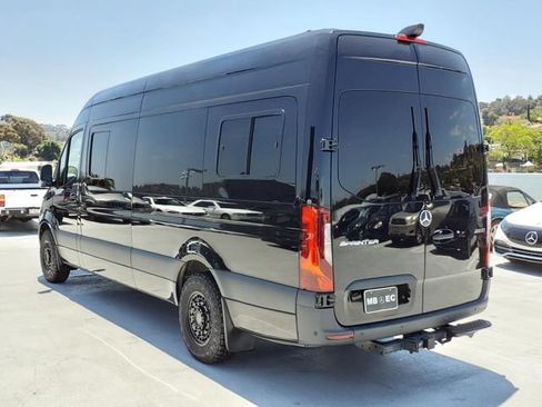 Used 2023 Mercedes-Benz Sprinter 2500 image 26
