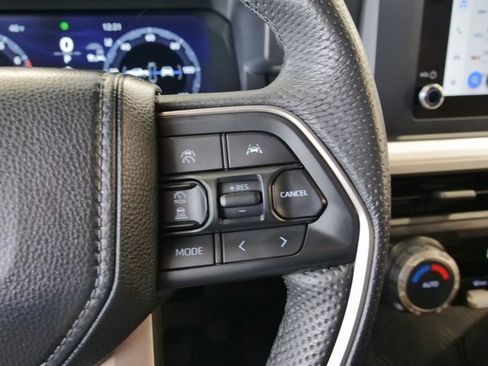 Used 2024 Toyota Tacoma TRD Off-Road image 24