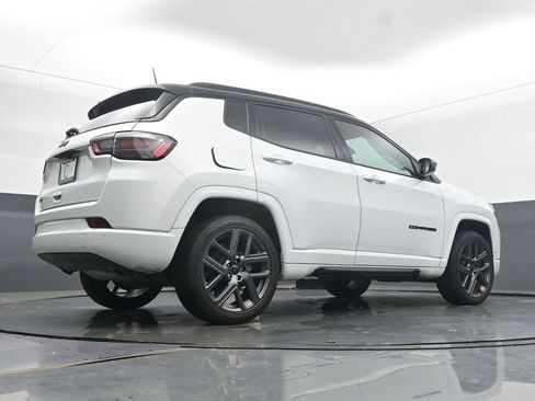 Used 2025 Jeep Compass Limited w/ High Altitude Package AWD/4WD image 54