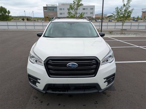 Used 2022 Subaru Ascent Onyx Edition image 9