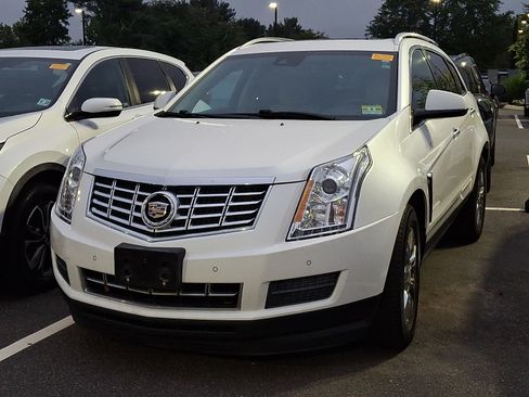 Used 2015 Cadillac SRX Luxury w/ Driver Awareness Package AWD/4WD image 5