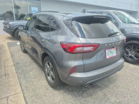 Used 2023 Ford Escape ST-Line w/ Tech Pack #1 FWD image 5