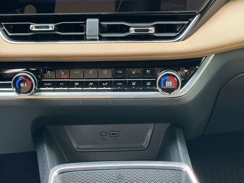 Used 2026 Chevrolet Equinox ACTIV w/ Safety and Technology Package image 19