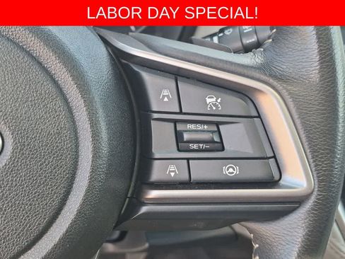 Certified 2025 Subaru Outback Premium AWD/4WD image 18