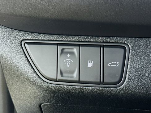 Used 2023 Genesis G70 2.0T w/ Sport Prestige Package image 14