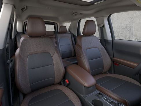 New 2025 Ford Bronco Sport Outer Banks w/ Outer Banks Tech Package+ AWD/4WD image 10