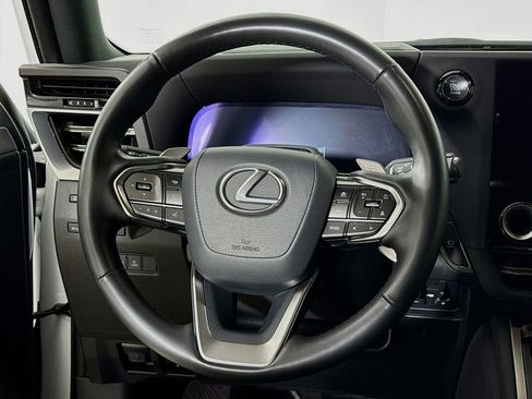 Used 2024 Lexus GX 550 AWD/4WD image 11