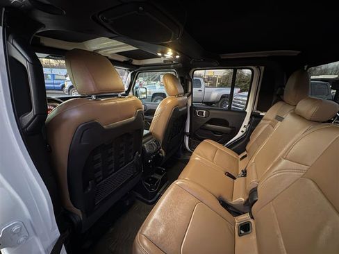 Used 2021 Jeep Gladiator Rubicon image 14