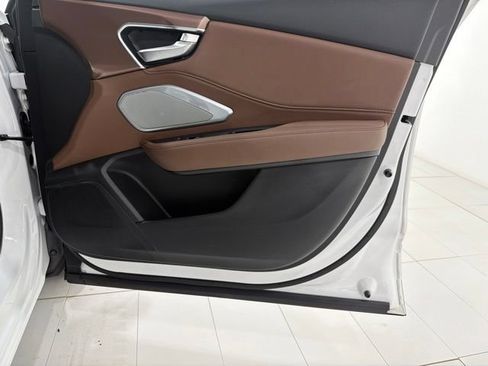 Certified 2025 Acura RDX SH-AWD w/ Technology Package image 18