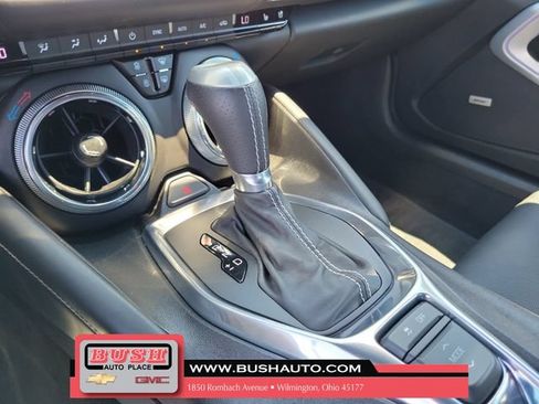 Used 2017 Chevrolet Camaro LT RWD image 22