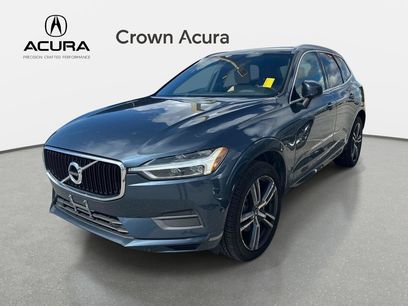 Used 2018 Volvo XC60 T5 Momentum w/ Vision Package