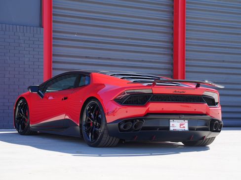 Used 2019 Lamborghini Huracan LP 580-2 image 5
