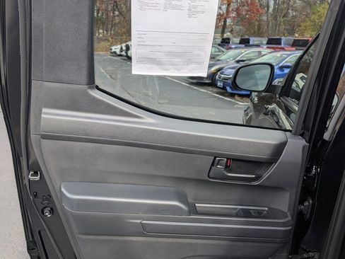 Certified 2025 Toyota Tacoma SR5 image 15