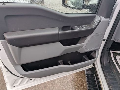 New 2026 Ford F550 4x4 Crew Cab image 16