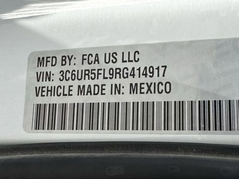 Used 2024 RAM 2500 Laramie w/ Safety Group AWD/4WD image 31