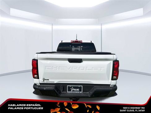 Used 2023 Chevrolet Colorado Z71 w/ Z71 Convenience Package 2 AWD/4WD image 4
