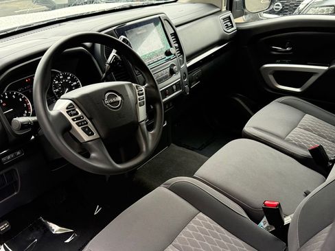 Used 2024 Nissan Titan SV w/ Accessory Utility Package AWD/4WD image 9