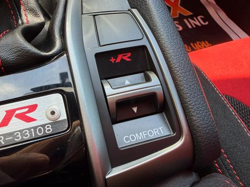 Used 2019 Honda Civic Type R image 45