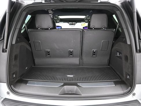 Used 2026 Cadillac Escalade Platinum Sport w/ LPO, ONYX Package AWD/4WD image 38