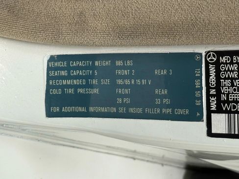 Used 1990 Mercedes-Benz 300 E 3.0 image 46