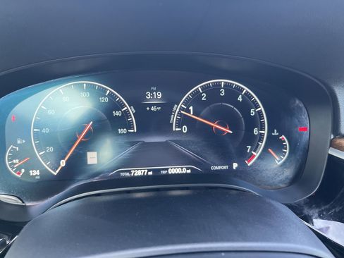 Used 2019 BMW 540i w/ M Sport Package image 23