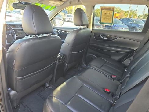 Used 2019 Nissan Rogue SL image 9