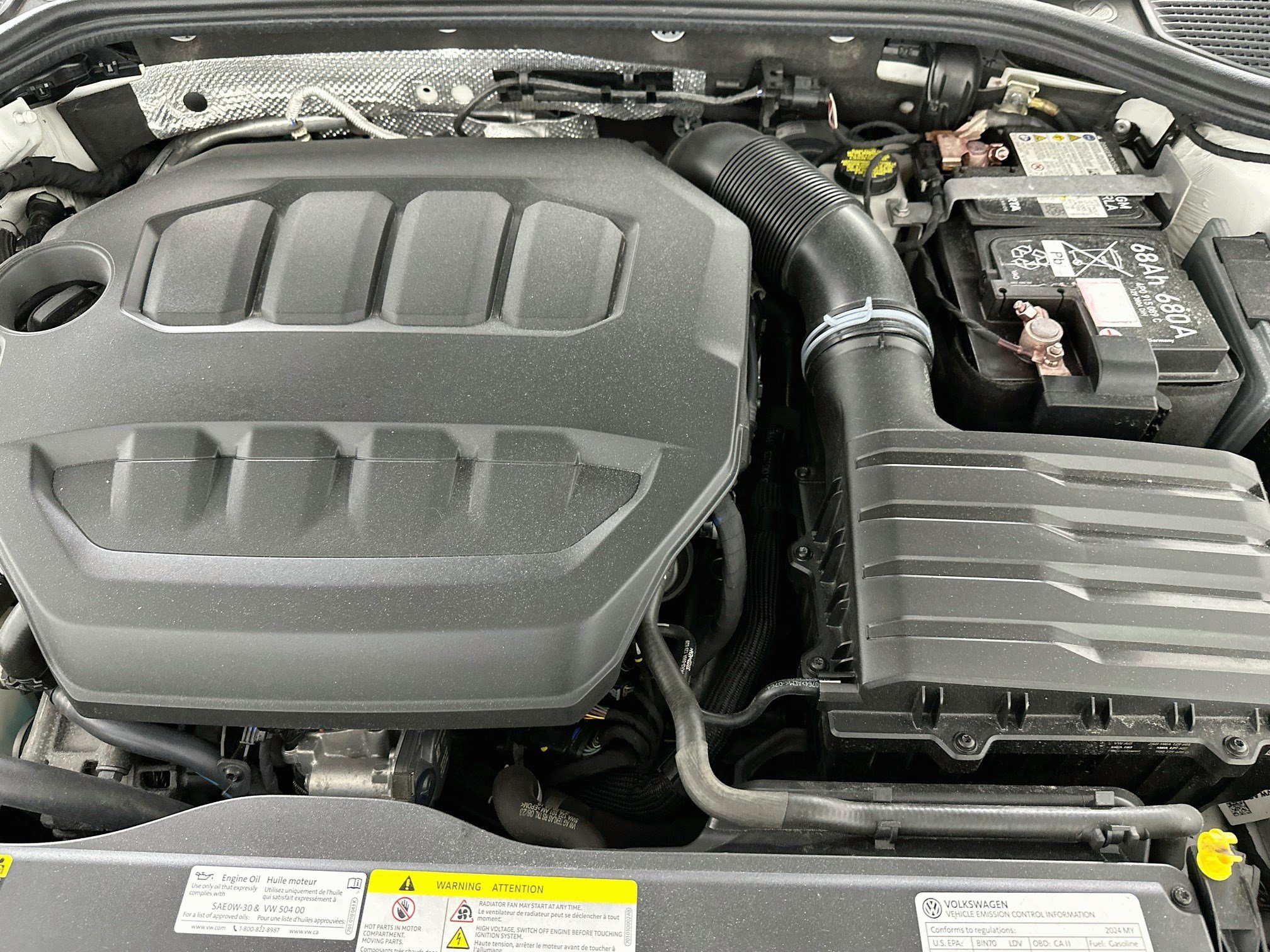 Used 2024 Volkswagen Golf R AWD/4WD image 32