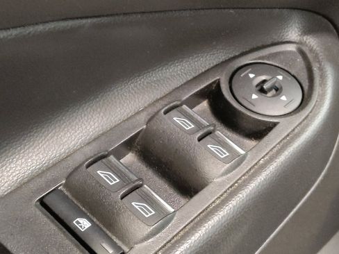 Used 2017 Ford C-MAX SE image 27