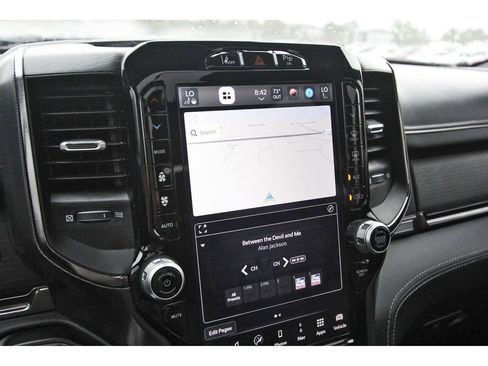 Used 2024 RAM 1500 Limited image 22