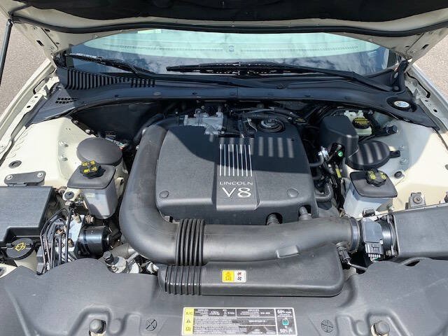 Used 2001 Lincoln LS RWD image 4