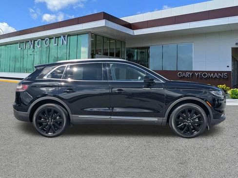 Certified 2022 Lincoln Nautilus Reserve w/ Equipment Group 202A AWD/4WD image 2