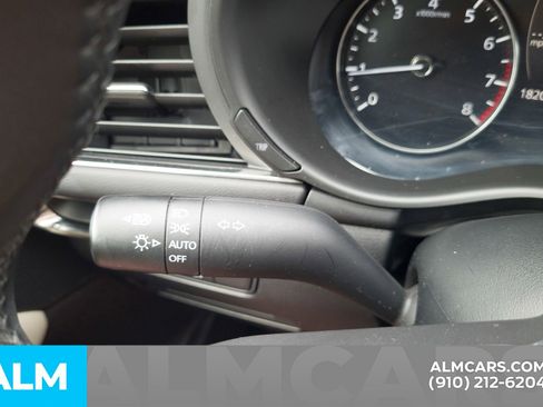 Used 2025 MAZDA MAZDA3 s image 32