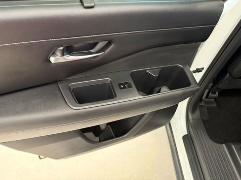 Used 2024 Nissan Pathfinder SL w/ SL Premium Package FWD image 40
