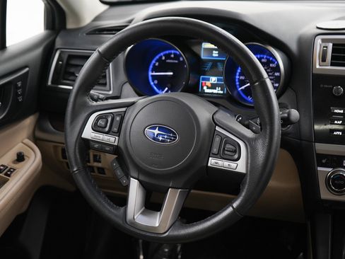 Used 2017 Subaru Outback 2.5i Limited AWD/4WD image 14